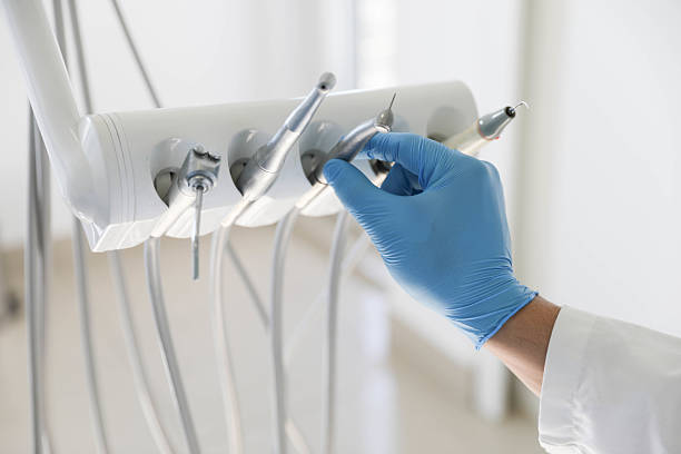 Professional Emergency Dentist technician working in Hearne, TX